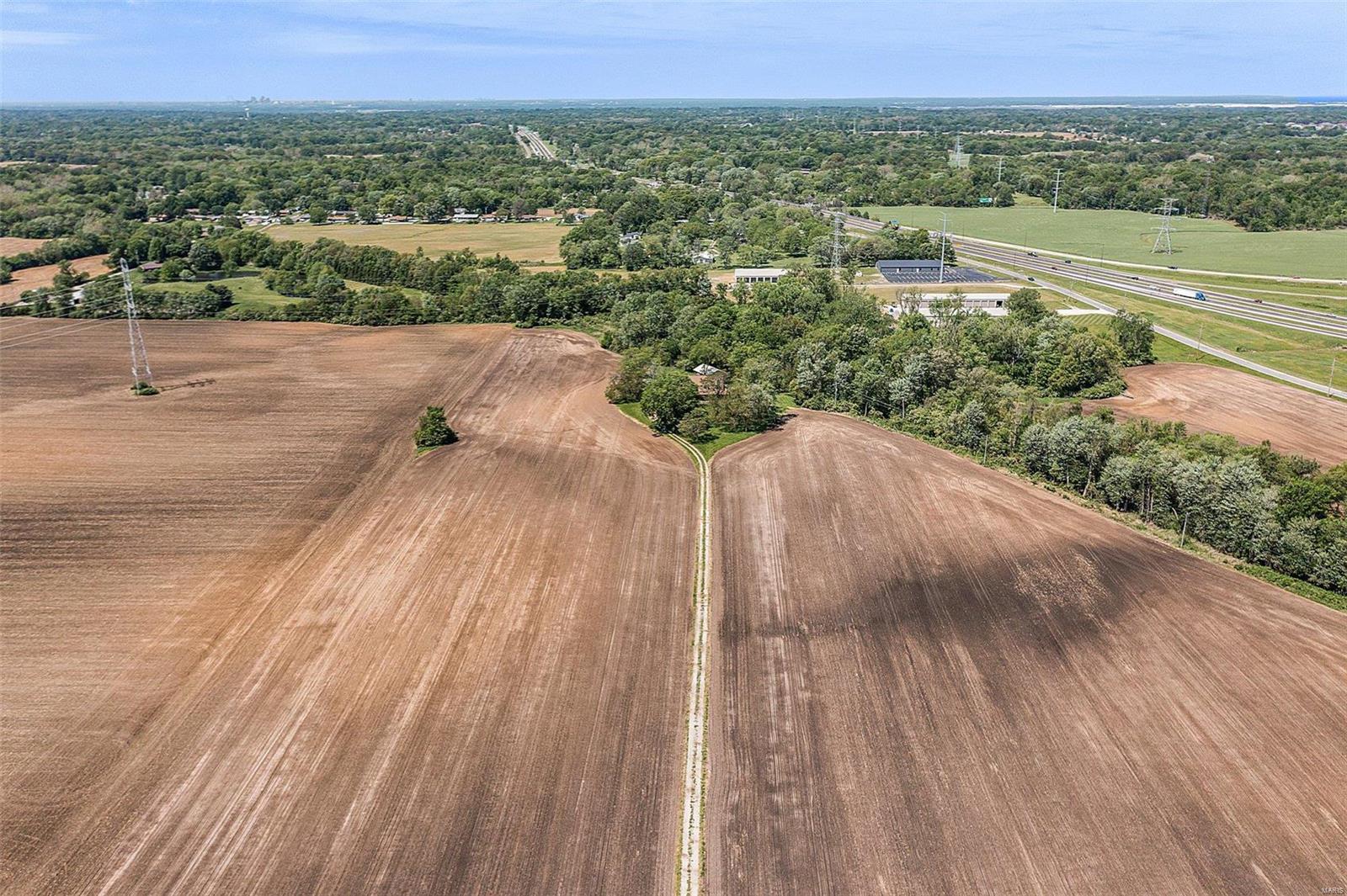 1501 Formosa Road Collinsville, IL 62234 - Photo 29 of 37