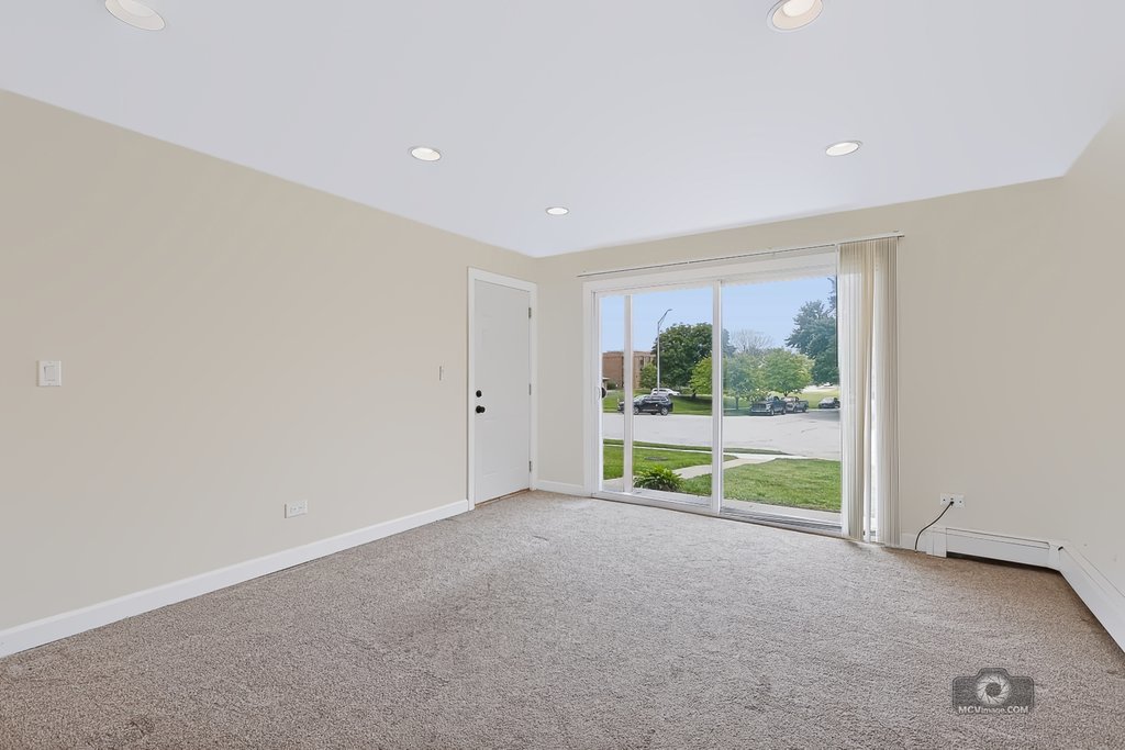 9761 Ravinia Lane Orland Park, IL 60462 - Photo 9 of 38