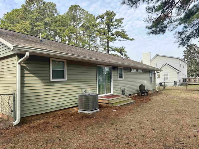 $2,000 | 770 County Rd S-22-452, Georgetown, SC 29440