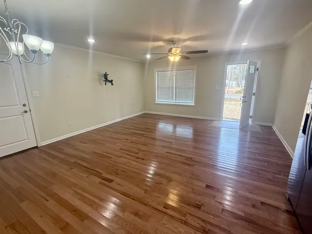 $2,000 | 770 County Rd S-22-452, Georgetown, SC 29440