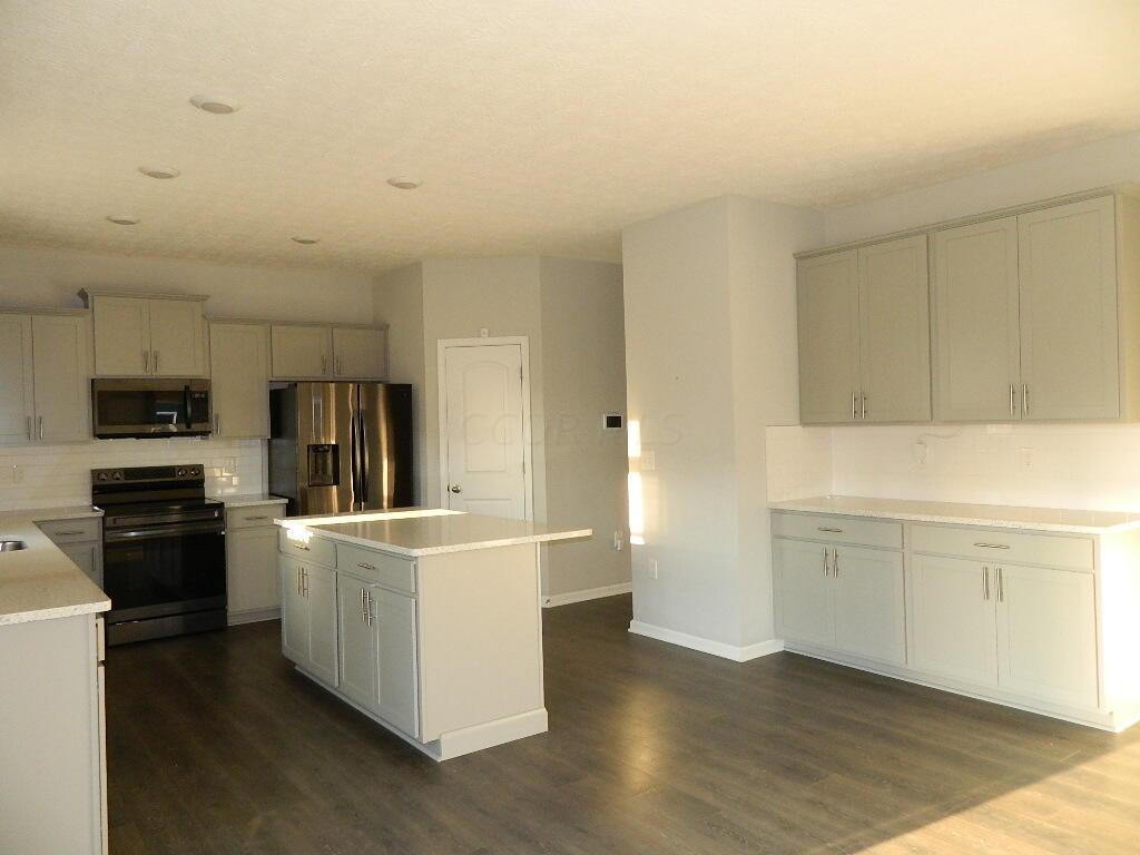 297 Riverside Drive Orient, OH 43146 - Photo 10 of 21 Kitchen