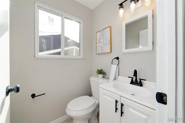 $157,500 | 10430 Castle Drive, St. Louis, MO 63136