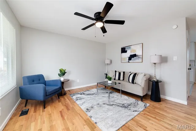 $157,500 | 10430 Castle Drive, St. Louis, MO 63136