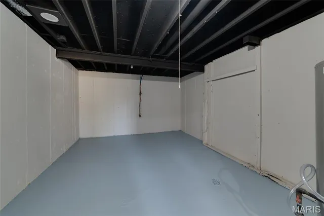 $157,500 | 10430 Castle Drive, St. Louis, MO 63136