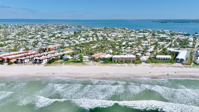 $1,250,000 | 5803 Imperiore Avenue, Holmes Beach, FL 34217