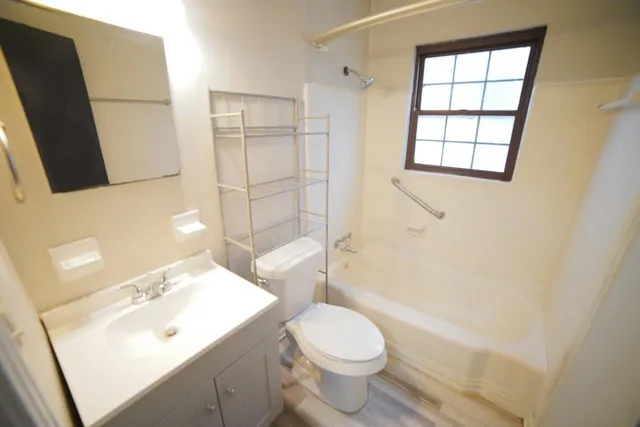 $1,200 | 2031 Holmes Street, Tallahassee, FL 32310