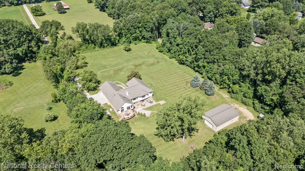 10180 Hadley Road Clarkston, MI 48348 - Photo 50 of 54
