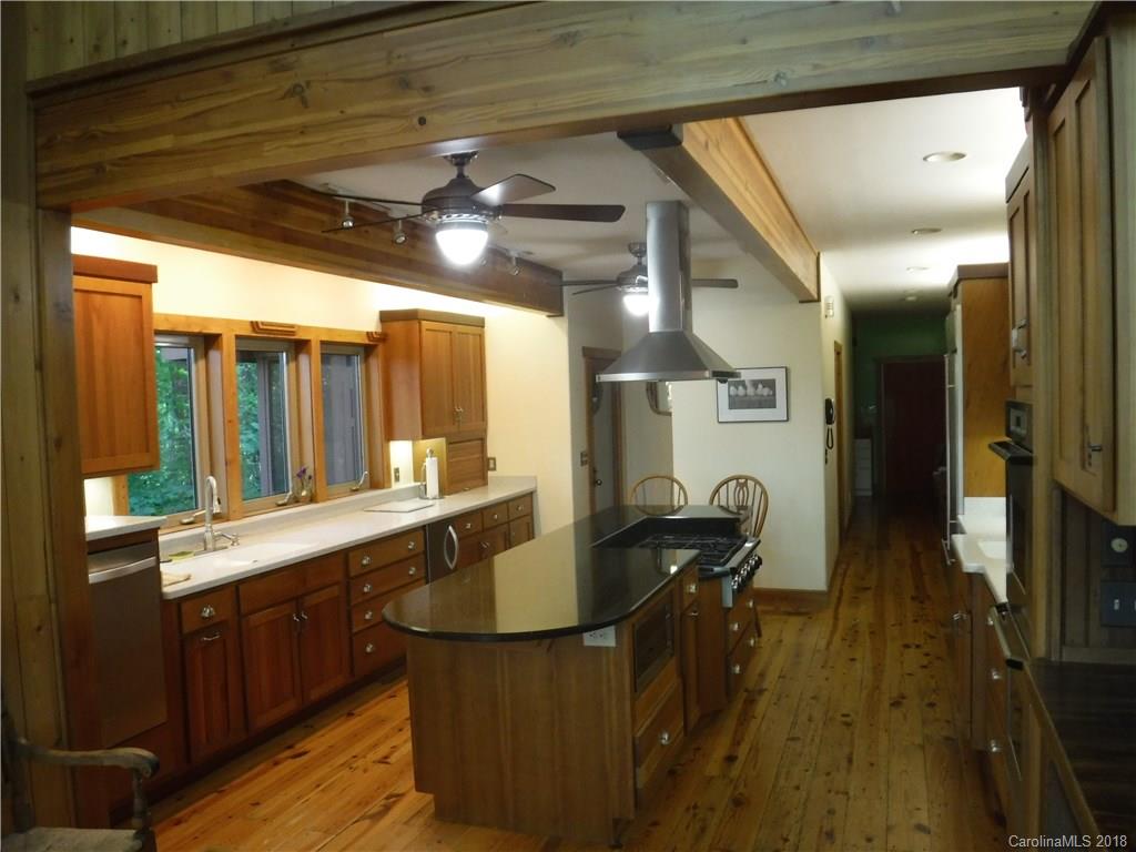 183 Summer Lane Mill Spring, NC 28756 - Photo 11 of 27 Gallery Image 11