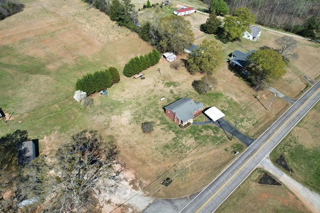 1390 Mudbridge Road Buffalo, SC 29321 - Photo 32 of 36