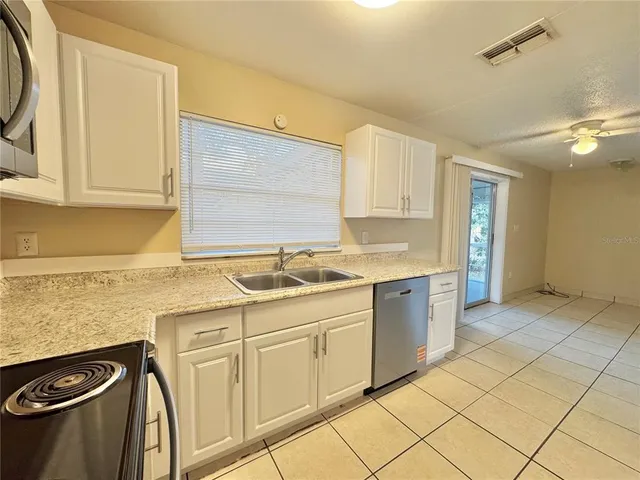 $1,600 | 817 Whisper Lake Court, Winter Haven, FL 33880