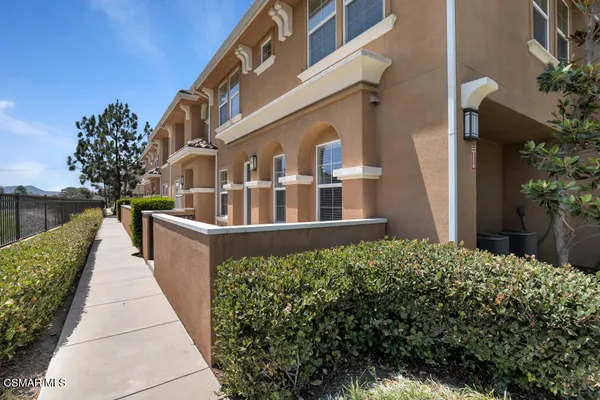 $649,900 | 1618 Heywood Street, Unit E, Simi Valley, CA 93065