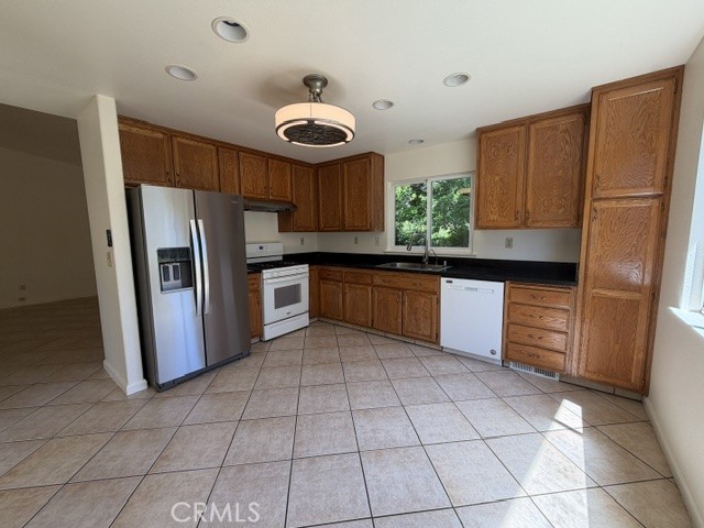 16756 Greenridge Road Hidden Valley Lake, CA 95467 - Photo 10 of 35