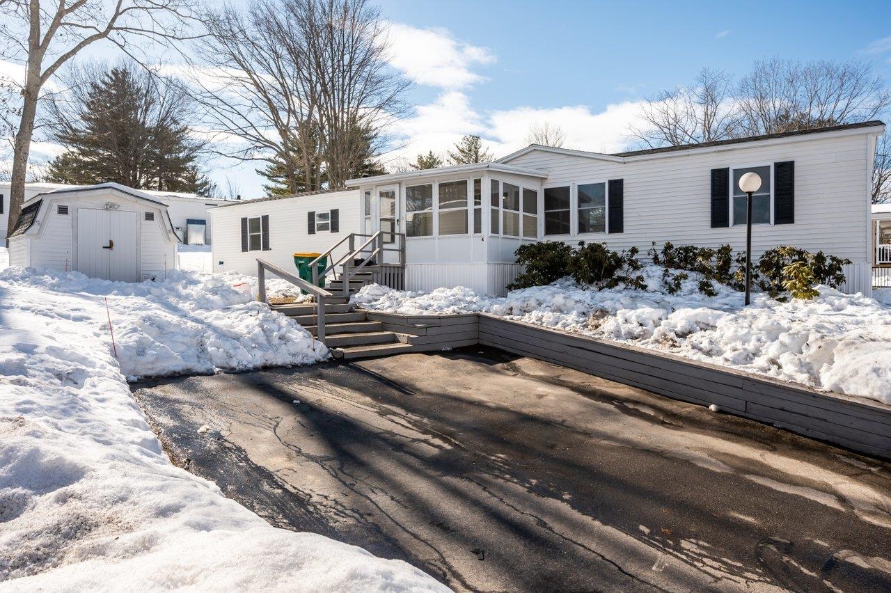 4 North Blueberry Lane Rochester, NH 03867 - Photo 1 of 20