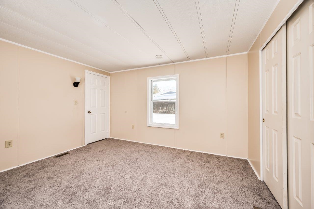 4 North Blueberry Lane Rochester, NH 03867 - Photo 12 of 20