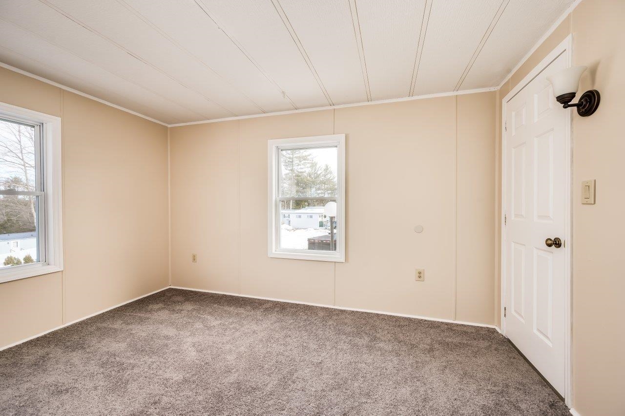 4 North Blueberry Lane Rochester, NH 03867 - Photo 8 of 20