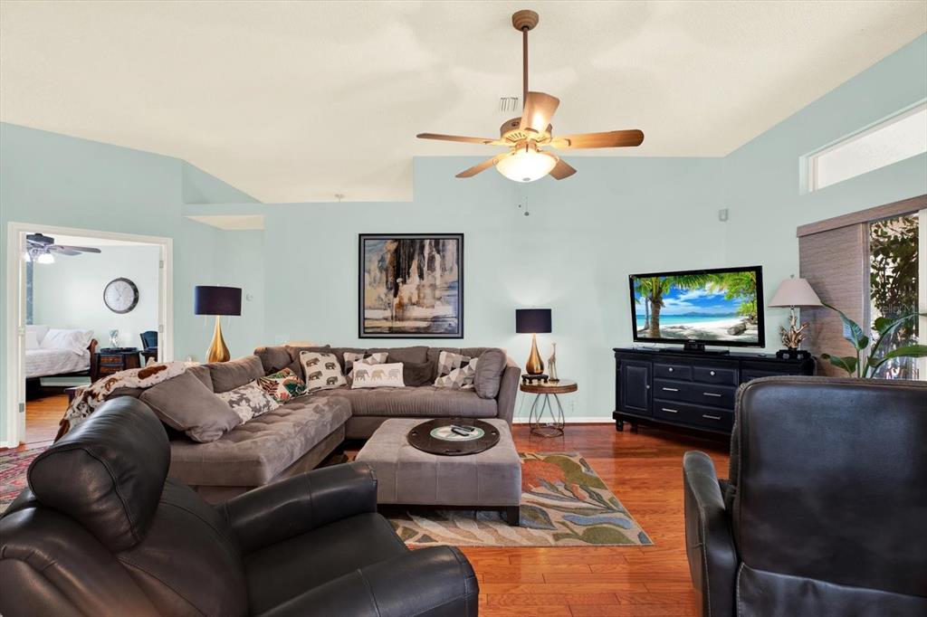 13004 Hanley Drive Spring Hill, FL 34609 - Photo 18 of 48