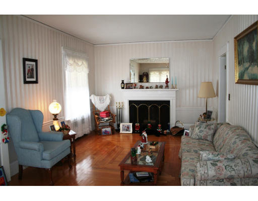 1784 Providence Road Northbridge, MA 01534 - Photo 7 of 23 Gallery Image 7