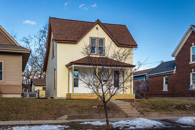 $259,900 | 933 Denton Street, La Crosse, WI 54601