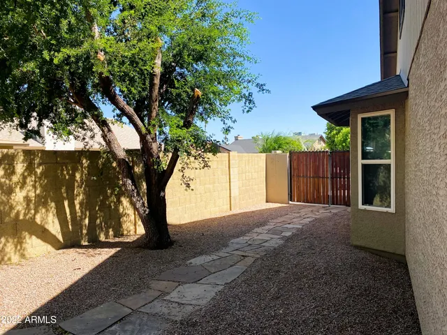 $2,750 | 4057 East Wescott Drive, Phoenix, AZ 85050