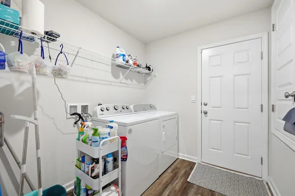 a view of walk in closet