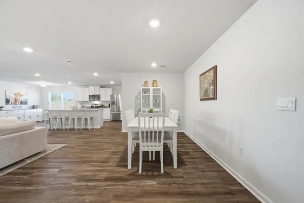 a view of a yard with an trees