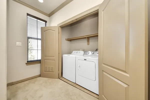 $2,550 | 5711 Kiam Street, Houston, TX 77007