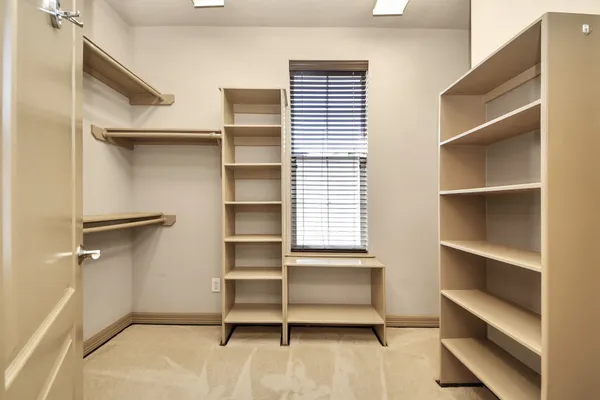 $2,550 | 5711 Kiam Street, Houston, TX 77007