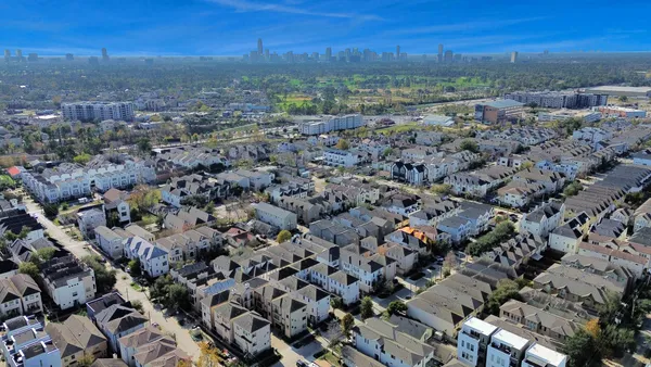 $2,550 | 5711 Kiam Street, Houston, TX 77007