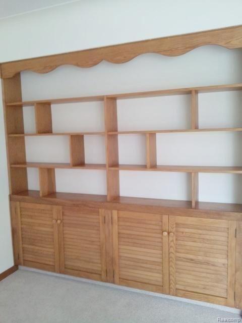 8626 32 Mile Road Washington, MI 48095 - Photo 16 of 25 8626 32 Mile #16 built in shelf