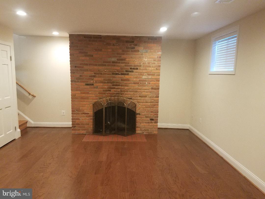 1152 Wimbledon Drive McLean, VA 22101 - Photo 14 of 37 Family room on lower level