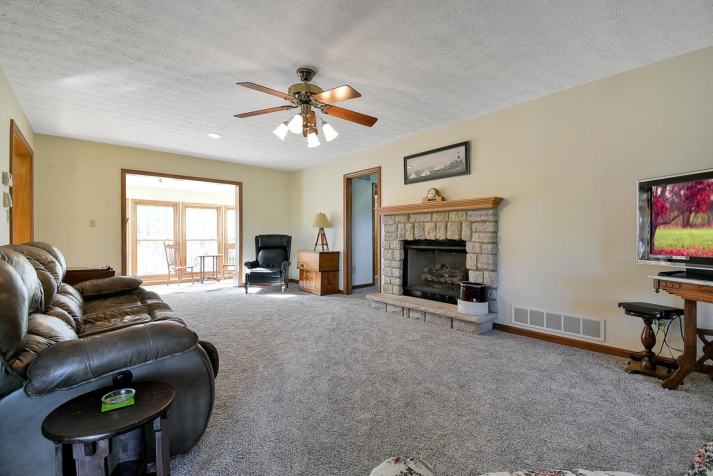 17621 Commercial Point Road Circleville, OH 43113 - Photo 15 of 61 Gallery Image 15