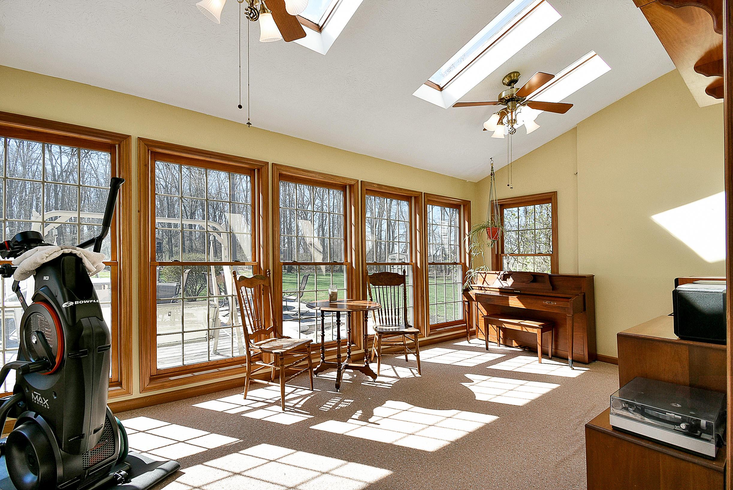 17621 Commercial Point Road Circleville, OH 43113 - Photo 18 of 61 Gallery Image 18
