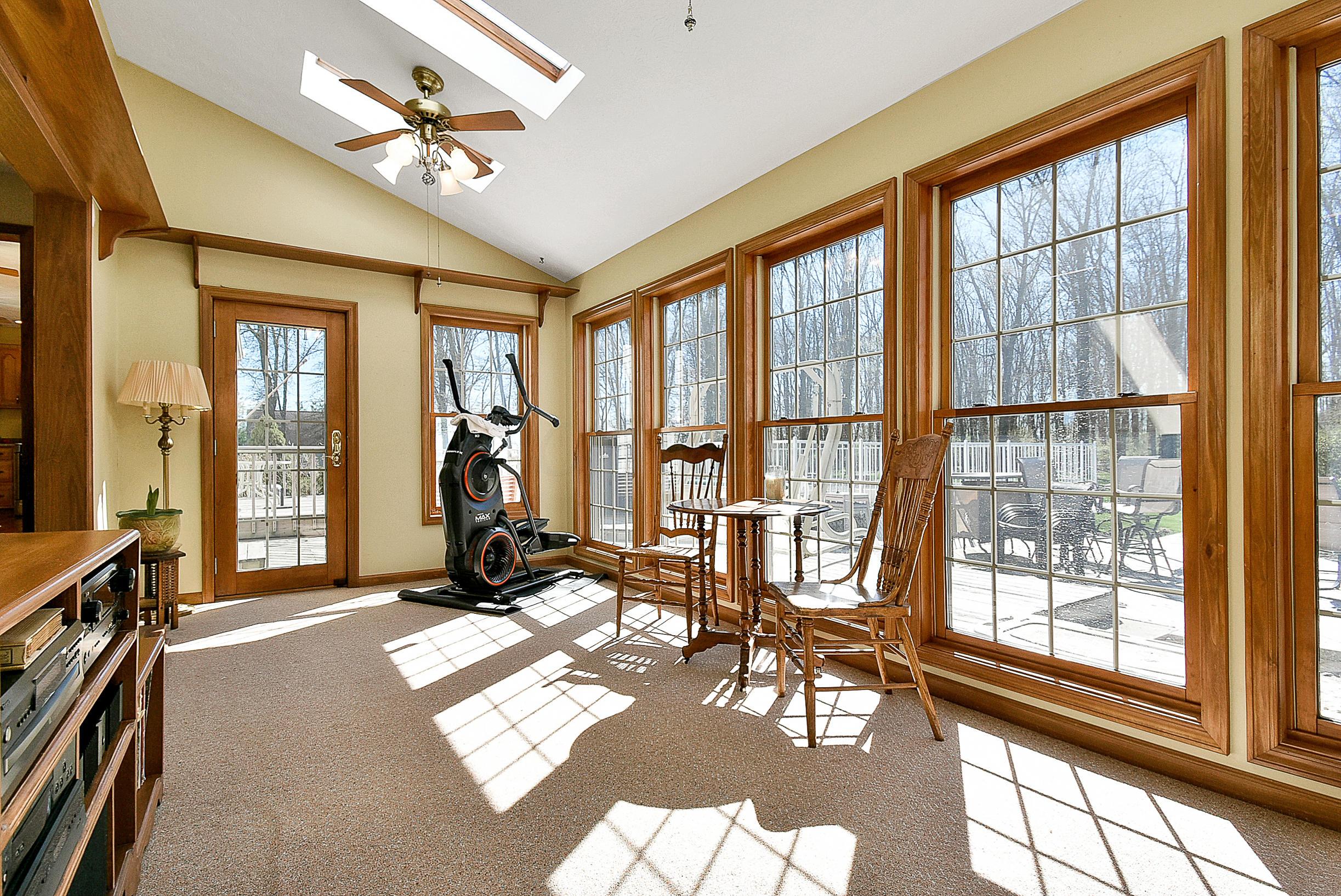 17621 Commercial Point Road Circleville, OH 43113 - Photo 19 of 61 Gallery Image 19