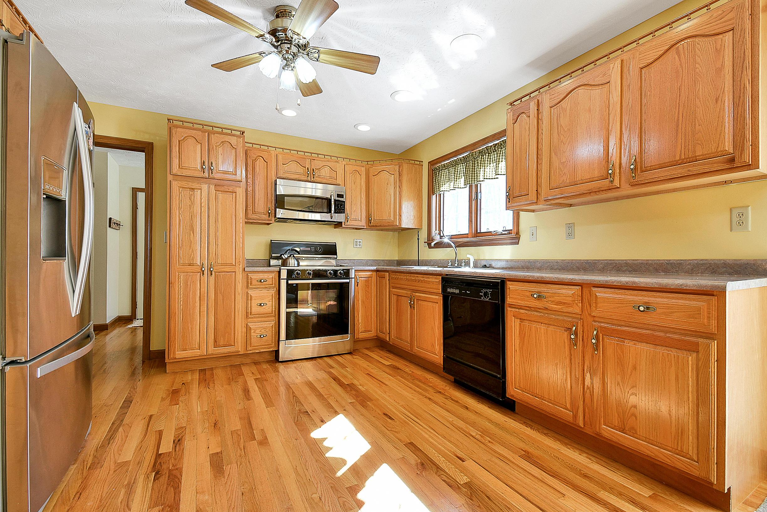 17621 Commercial Point Road Circleville, OH 43113 - Photo 25 of 61 Gallery Image 25
