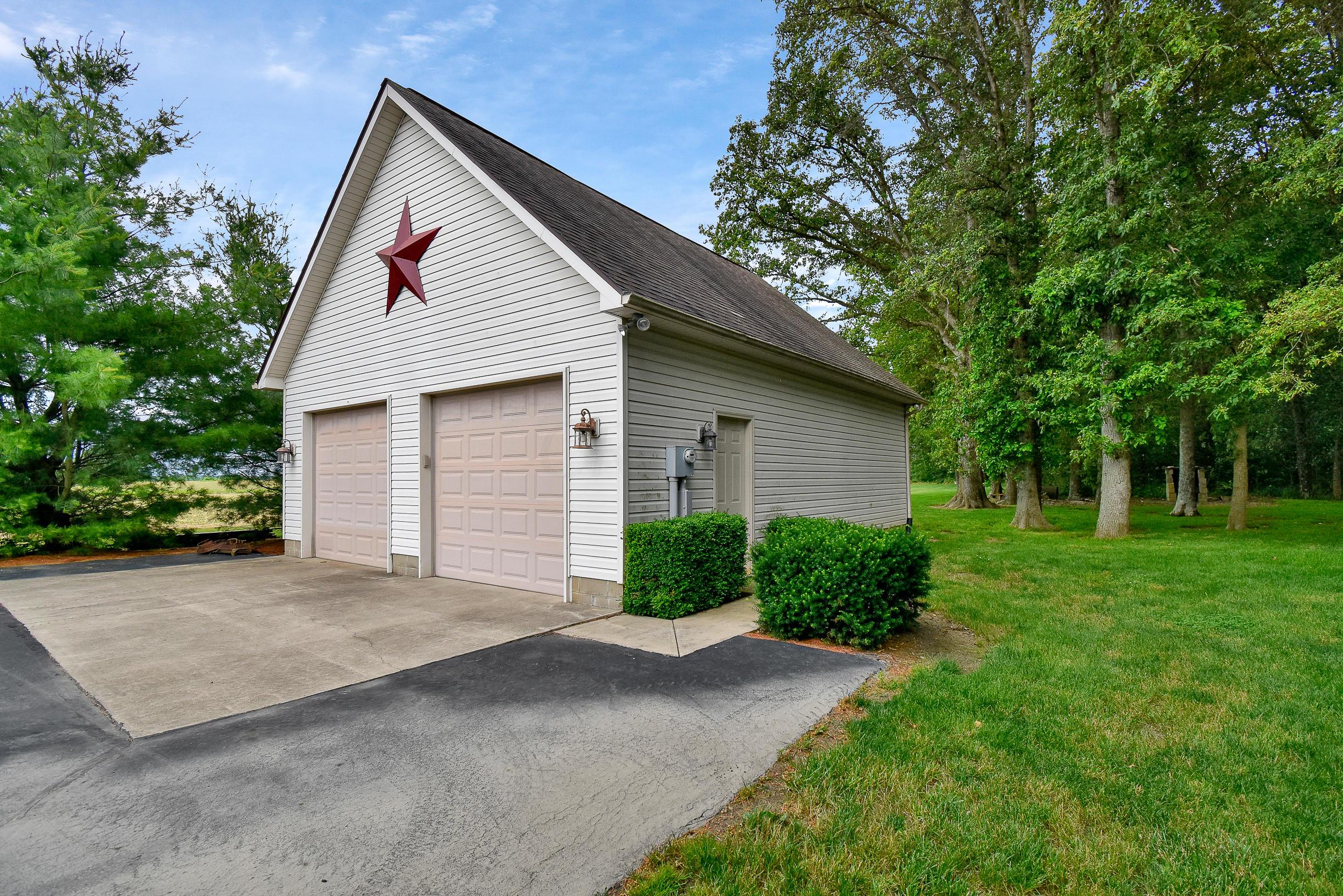 17621 Commercial Point Road Circleville, OH 43113 - Photo 48 of 61 Gallery Image 48
