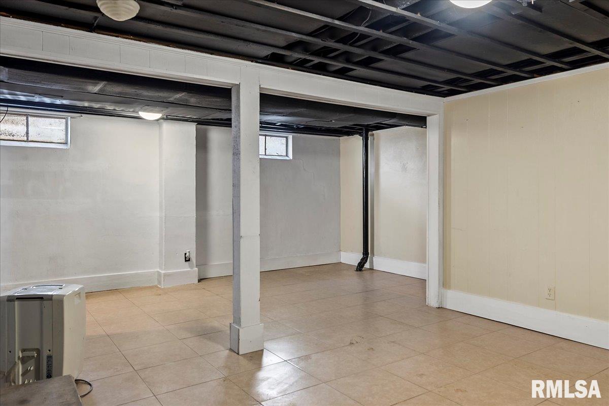 1569 Reed Avenue Springfield, IL 62704 - Photo 20 of 28 Gallery Image 20