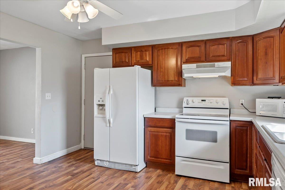 1569 Reed Avenue Springfield, IL 62704 - Photo 8 of 28 Gallery Image 8