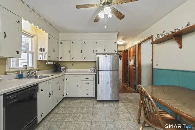 $545,000 | 29 Anderson Avenue, Milford, CT 06460