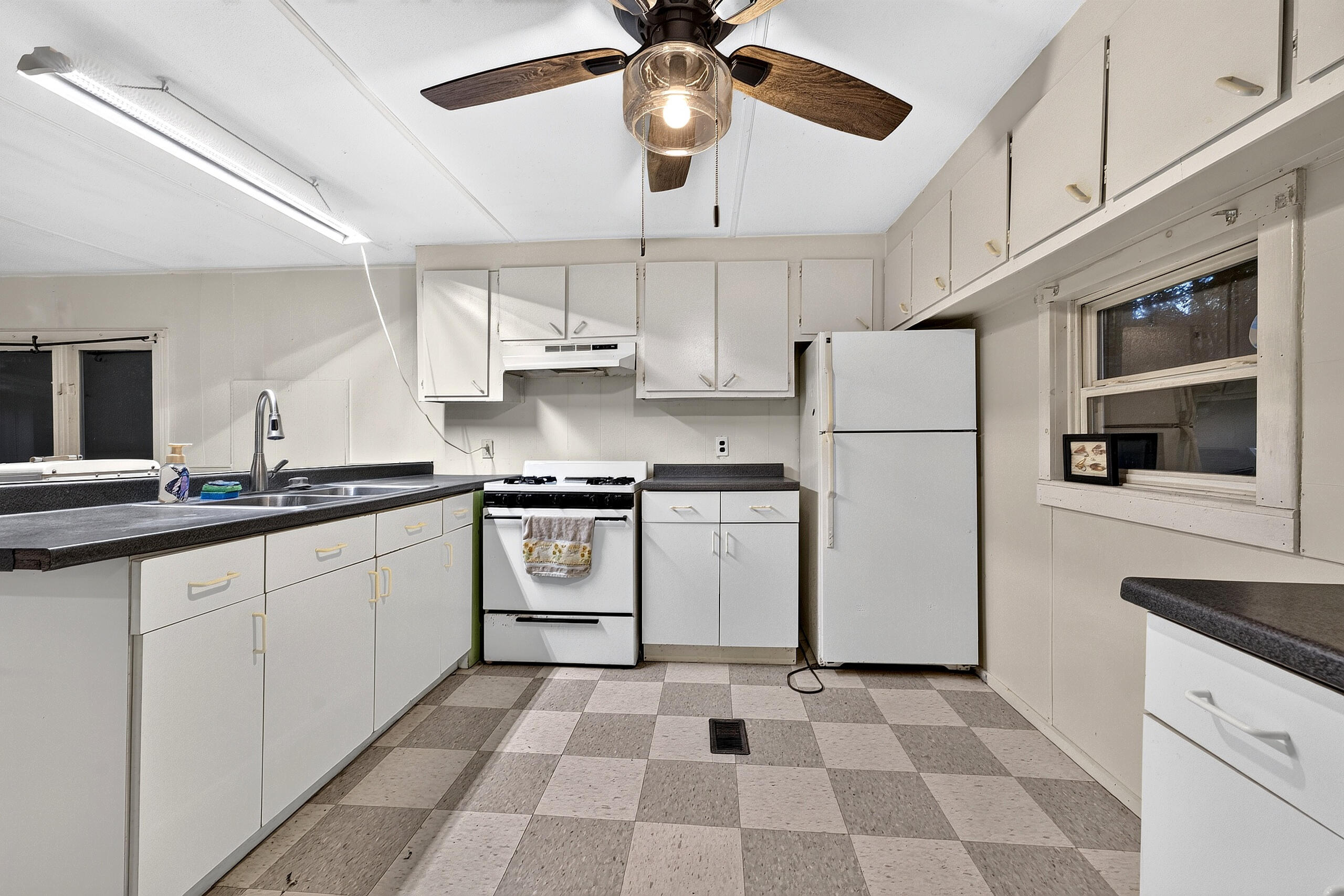 153 McNally Road Clinton, ME 04927 - Photo 5 of 17 005_DSC01384