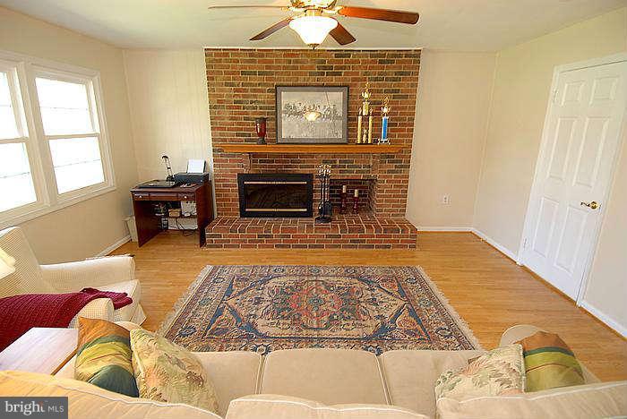 2921 Birchtree Lane Silver Spring, MD 20906 - Photo 6 of 30 Family Room