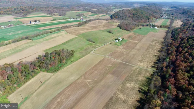 $1,200,000 | 12813 Huntfield Lane, Hesston, PA 16647