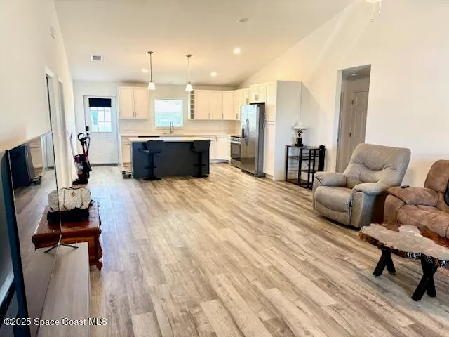 $2,250 | 965 North Singleton Avenue, Titusville, FL 32796