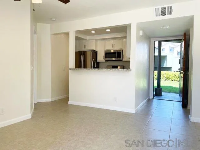 3041 Brookpine Court Spring Valley, CA 91978 - Photo 5 of 9 Gallery Image 5