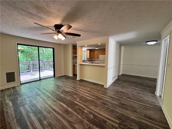 $2,200 | 440 Hembree Forest Circle, Roswell, GA 30076