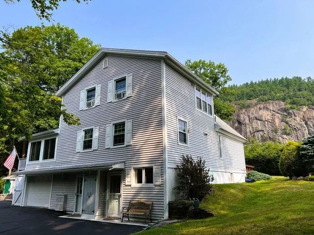 $727,000 | 26 Sartwell Lane, Bartlett, NH 03860