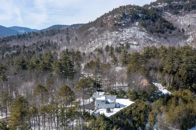 $727,000 | 26 Sartwell Lane, Bartlett, NH 03860