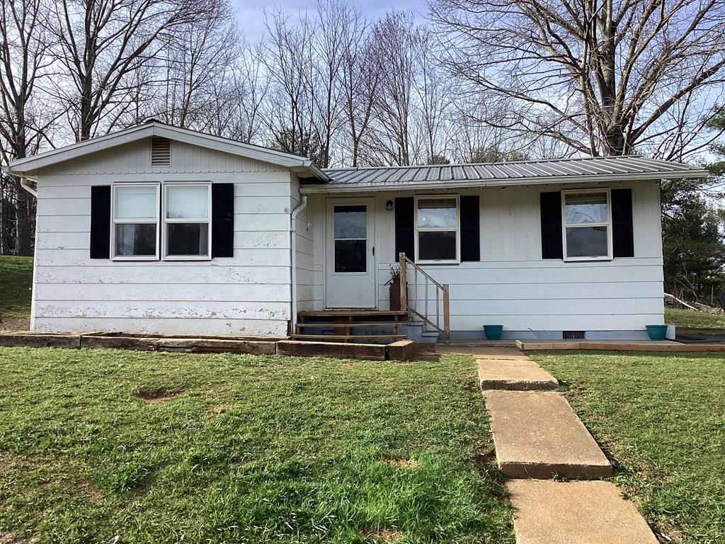 389 Waterwheel Road Galax, VA 24333 - Photo 1 of 45 Gallery Image 1