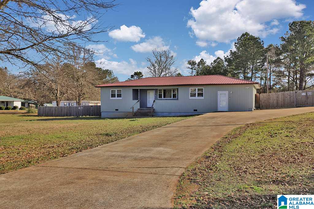 83 Anderson Street Munford, AL 36268 - Photo 1 of 30