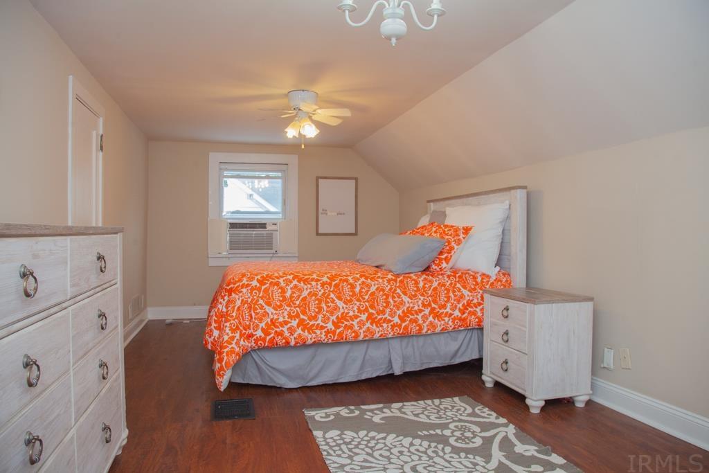 1400 South Red Bank Road Evansville, IN 47712 - Photo 15 of 28 Gallery Image 15
