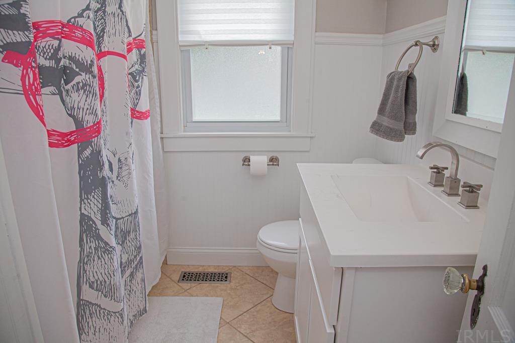 1400 South Red Bank Road Evansville, IN 47712 - Photo 10 of 28 Gallery Image 10